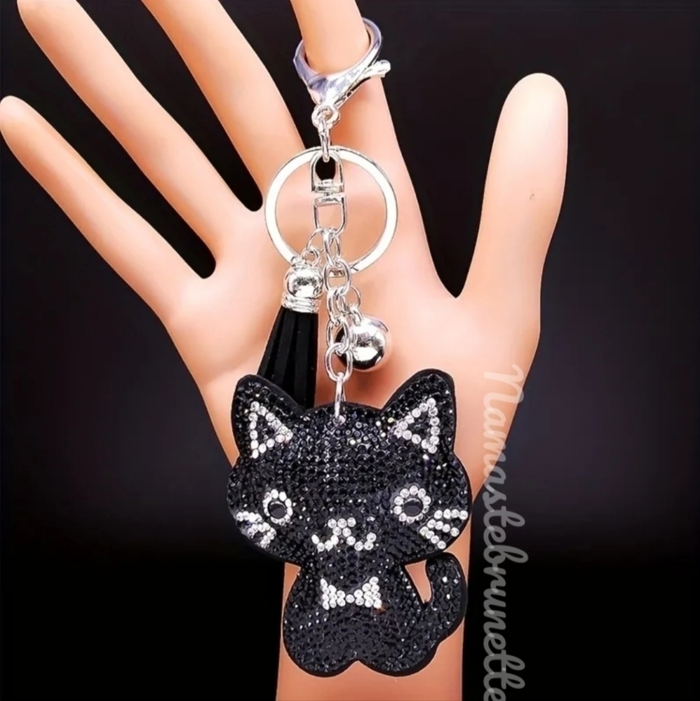 Kitty Cat Crystal Rhinestone Keychain Bag Charm With Black Tassel